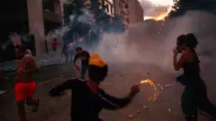 "النظام اللبناني خائف من الشارع"