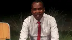 Maxamed Cabdi Alto oo ku nool Jabuuti waxa uu ku luuqeeyaa heesaha Soomaaliga, kuwa Suudaan iyo luuqado kale