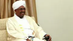 آغاز محاکمه عمر البشیر به اتهام کودتایی که 31 سال پیش رهبری کرد