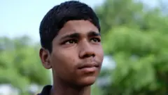 હસનને નવ વર્ષ બાળગૃહોમાં વિતાવ્યાં