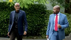 Perezida Paul Kagame aherutse kwakira Lt Gen Muhoozi Kainerugaba