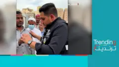 مطعم كويتي يتفقد هويات الصائمين من العمالة الآسيوية قبل الإفطار