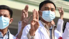 প্রতিবাদী চিকিৎসকরা