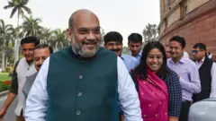 বুধবার দিল্লিতে পার্লামেন্টের বাইরে স্বরাষ্ট্রমন্ত্রী অমিত শাহ