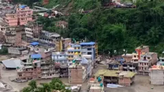 उद्धारकार्यामा नेपाली सेना।