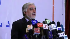 عبدالله عبدالله: محل برگزاری دور بعدی مذاکرات صلح مهم است ولی در اولویت ما نیست