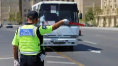 Polis