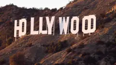 Papan nama Hollywood