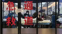 中國再錄過萬死亡