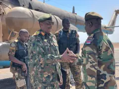 ጀነራል ኣል-ቡርሃን ኣብ ከባቢ ዓውደ-ውግእ