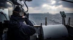 Contrebande, espionnage, sabotage : comment la Russie utilise sa flotte secrète pour contourner les sanctions occidentales