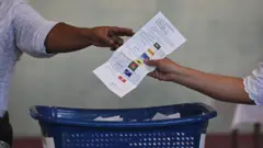 ရွေးကောက်ပွဲအပိုင်း ၁ မှာ အငြင်းပွားမှုတွေရှိနေ