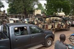 10-ka dal ee Afrika ee soo maray afgambiyo milatari oo guulaystay