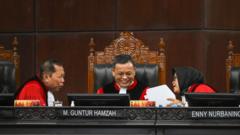 mk-larang-polisi-aktif-duduki-jabatan-sipil-bagaimana-respons-istana-dan-polri