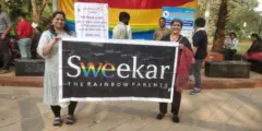 एलजीबीटीक्युआयए समुदायातील मुलांना पालकांशी जोडणारी 'स्वीकार'