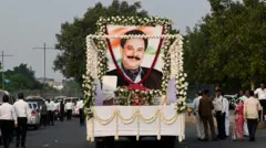 સુબ્રત રૉય 