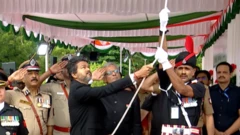 சுதந்திர தினத்தன்று முதல்வர் தேசியக் கொடியை ஏற்றும் நடைமுறை அமலானதில் கருணாநிதி பங்கு என்ன?