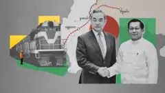 တရုတ်ကုန်တင်ရထားတစ်စင်း၊ အဆိုပြုထားတဲ့ တရုတ်- မြန်မာစီးပွားရေး စင်္ကြံမှာပါဝင်တဲ့ ကျောက်ဖြူ မန္တလေး မူဆယ် ကူမင်း ရထားလမ်းပြ မြေပုံနဲ့ တရုတ်နိုင်ငံခြားရေးဝန်ကြီး ဝမ်ယိ၊ ဦးမင်းအောင်လှိုင်တို့ လက်ဆွဲနှုတ်ဆက်နေကြတဲ့ ဓာတ်ပုံအဖြူအဝါ အနီနဲ့ မီးခိုးရောင် သရုပ်ဖော် 