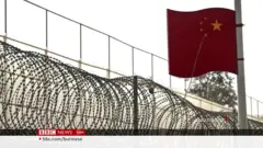  ဆစ်ဆောင်ပန်းနားဂိတ်မှာ တရုတ် နိုင်ငံ ဘက်က ယာယီ ပိတ်ထား