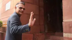 काँग्रेसचे ज्येष्ठ नेते आणि माजी गृहमंत्री शिवराज पाटील यांचं निधन झालं