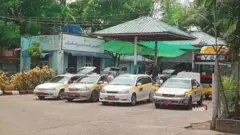 CNG သုံး အငှားယာဉ်တွေ ပုံမှန်ထက် ဈေးပိုတောင်းရင် အရေးယူခံရမယ်