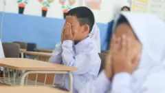 Ilustrasi anak di sekolah