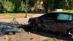 Смертельна ДТП у Києві: Volkswagen влетів у зупинку з людьми