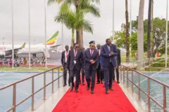 MM Abiy Abaasaaddar Baacaa waliin yeroo Naayiroobiitti simataman