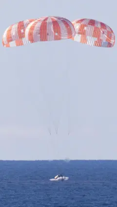 धरती पर लौटे आर्टेमिस 2 मिशन के अंतरिक्ष यात्री