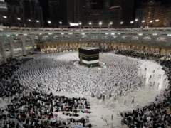 Musulman duniya kusan miliyan biyu ne ke yin aikin Hajji a bana