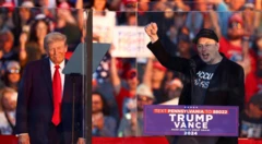 ዶናልድ ትራምፕ የምረጡኝ ቅስቀሳ ሲያደርጉ አብሯቸው ኤለን መስክ ተገኝቶ ነበር። 