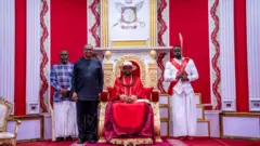 Peter Obi bụbu gọvanọ Anambra steeti ji ọkọlọtọ Labour Party azọ ọkwa Onyeisiala Naịjirịa gara njem nleta ya na Ọgọst 2022 ka ọchịchị Olu mere otu afọ