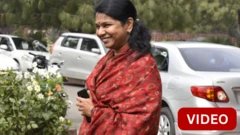 கனிமொழி 