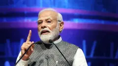 मोदी