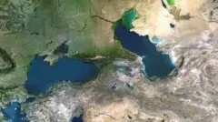 تصویر ماهواره‌ای از دریای خزر. این پهنه آب پنج کشور ساحلی دارد