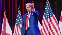 دودنالد ترامب.