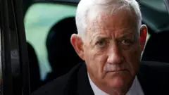 ሚኒስተር ወተሃደራዊ ካቢነ ቤኒ ጋንትዝ