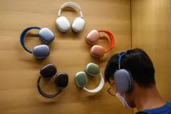 Nama heedfoonii wadaraa hin qabne godhate