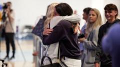 Por qué los ciudadanos de Nueva Zelanda están abandonando su país en números récord