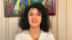 نرگس محمدی