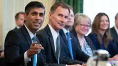 Başbakan Rishi Sunak ile Maliye Bakanı Jeremy Hunt