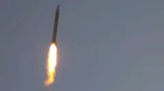 आयआरजीसीने 21 मार्च रोजी इस्रायलविरुद्ध वापरलेल्या एका क्षेपणास्त्राचा व्हिडिओ फुटेज जारी केला आहे.