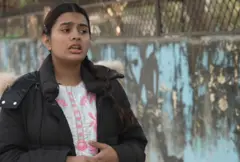 मध्य प्रदेश के ग्वालियर में एक दीवार पर महिलाओं के योग करते हुए बने चित्रों को ख़राब कर दिया गया था. वीडियो वायरल होने के बाद प्रशासन ने इस पर कार्रवाई की