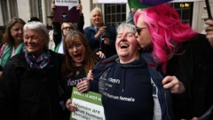 英国最高法院裁定：法律上“女性”以生理性别为准