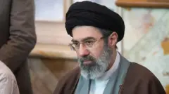 மொஜ்தபா காமனெயி, இரானின் புதிய உச்ச தலைவராக தேர்வு