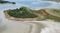 Jezero Gruža gotovo bez vode