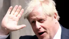 Ông Boris Johnson, ảnh cũ