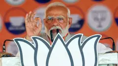 નરેન્દ્ર મોદી ચૂંટણી સભામાં