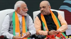 प्रधानमंत्री नरेंद्र मोदी के साथ गृह मंत्री अमित शाह 