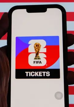 Tela de celular mostrando ingressos da Fifa para Copa do Mundo